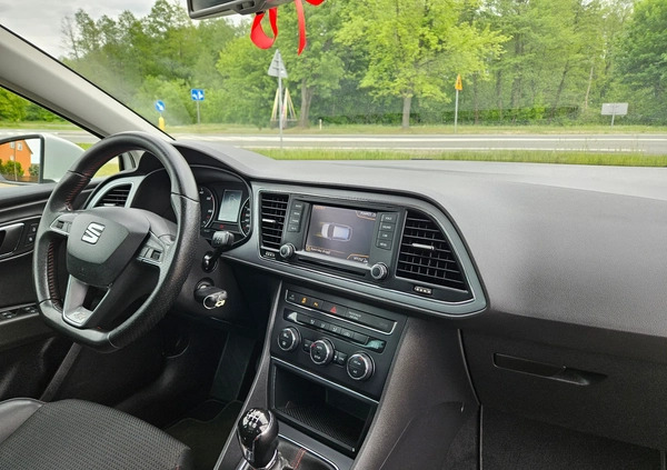 Seat Leon cena 43900 przebieg: 198000, rok produkcji 2014 z Ostrołęka małe 742